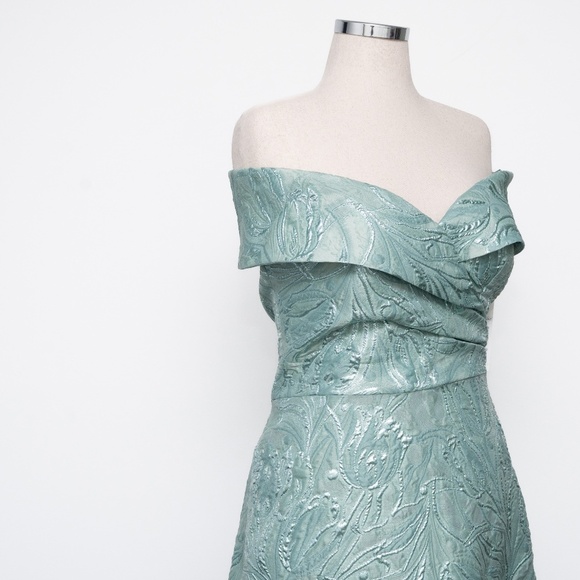 Rickie Freeman for Teri Jon - Off-Shoulder Metallic Jacquard Gown - Picture 10 of 14